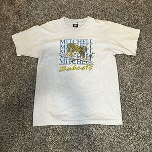 Single stitch nature tee